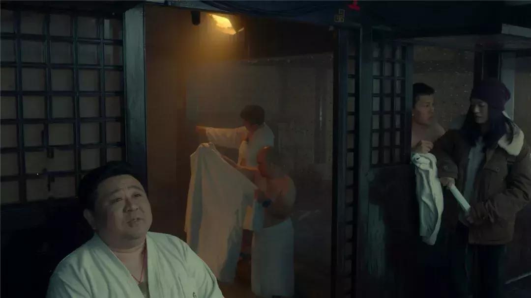 当一个女人说想和你交往,当女人和你说想爱谁就爱谁吧