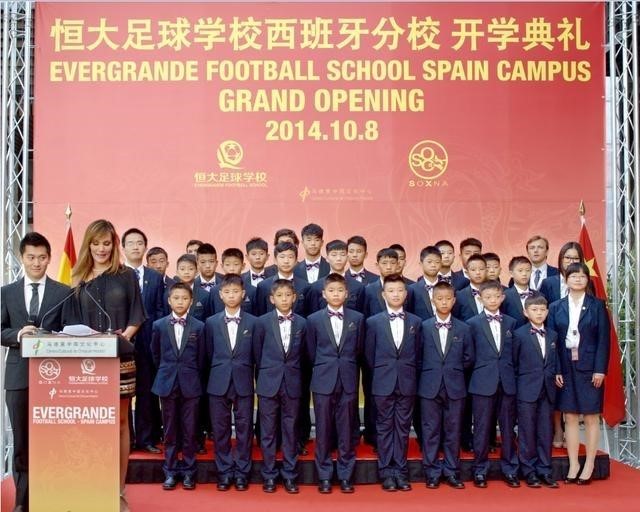 许家印慈善先锋,许家印10大善事