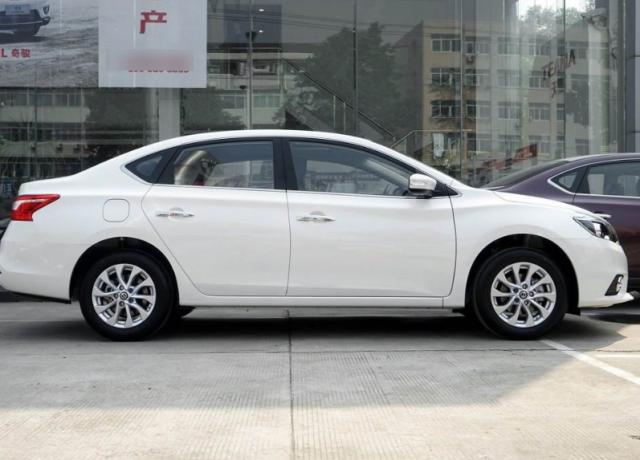 轩逸变速箱与卡罗拉变速箱哪个好,丰田卡罗拉和日产轩逸详细对比