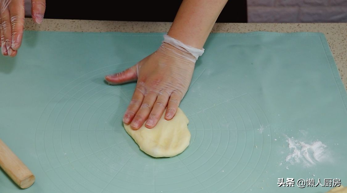 用酸奶和面可以做什么好吃的,用酸奶做的酸奶面团