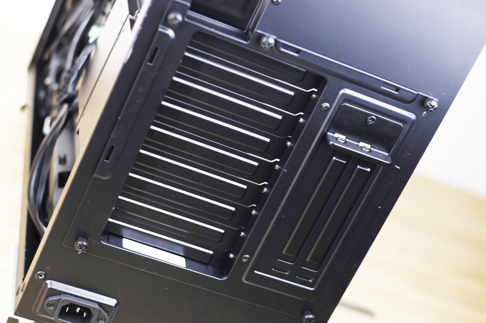 索泰2080tipgf和2080tiplus,七彩虹2080ti和索泰2080ti对比