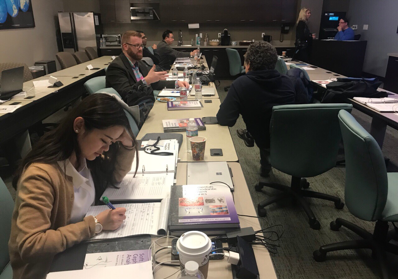 北京牙齿矫正哪家比较专业,北京牙齿矫正张惠医生