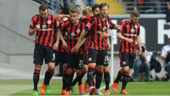 瑞典超瓦尔贝里对哈尔姆斯塔德,瑞典杯直播松兹瓦尔对哈马比