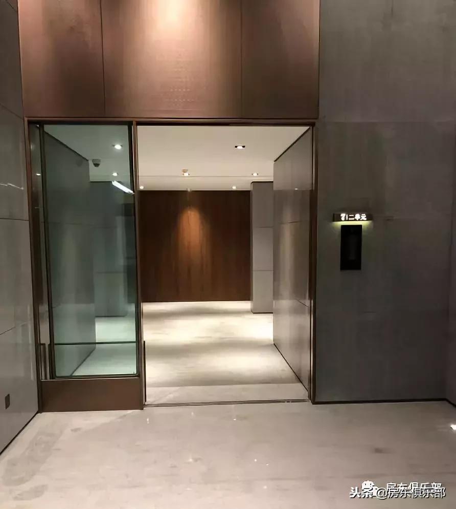 找谁说理去？永威上和院一车库200万，够买裕华满园50个屌丝车位