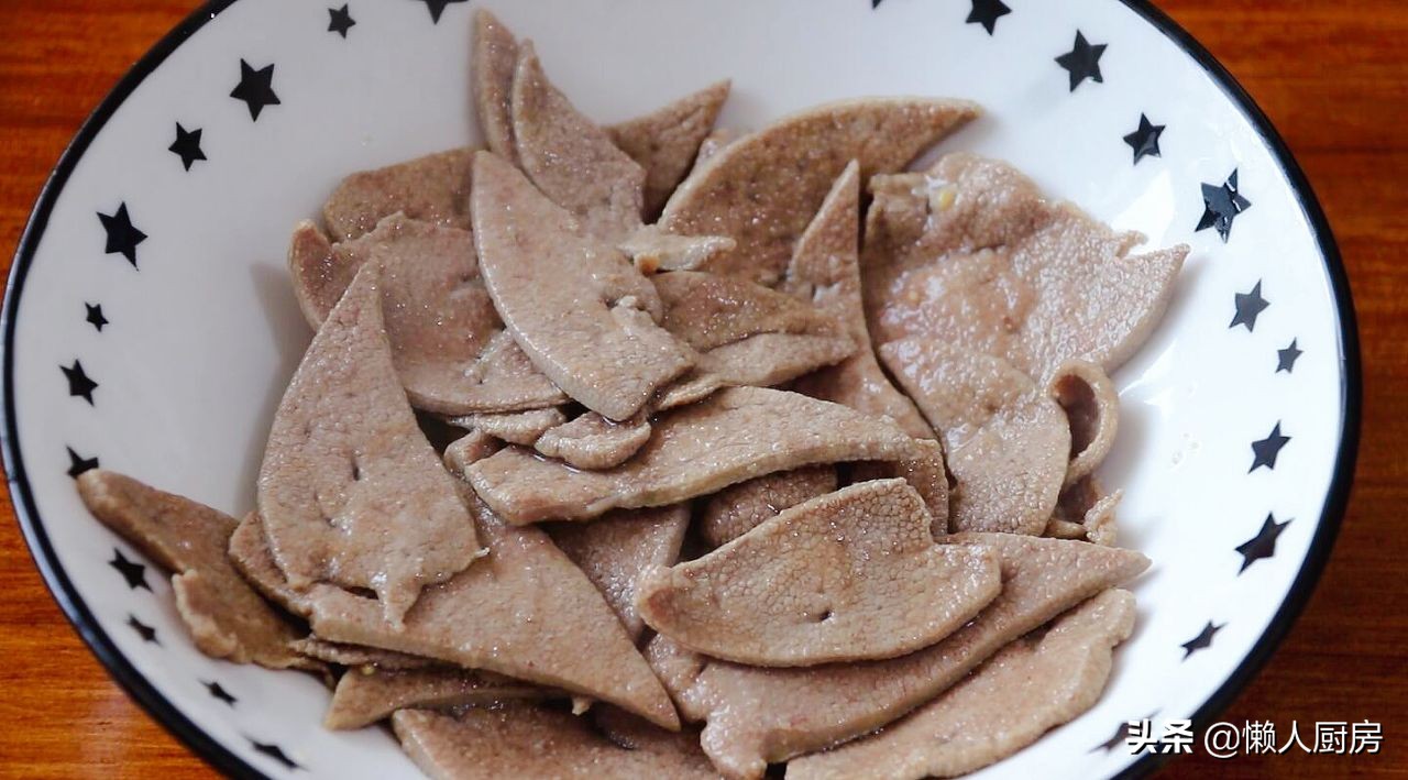 猪肝汤的做法和视频,用卤好的猪肝做菠菜猪肝汤可以吗