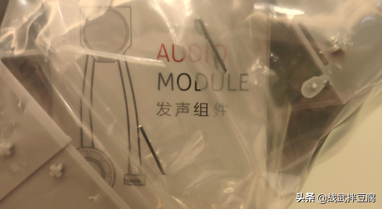 流浪地球厢式运载车合金模型开箱,流浪地球运载车模型开箱