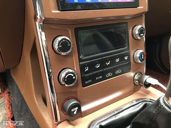 最便宜实用皮卡自动挡车型,厢式皮卡车最新款车型