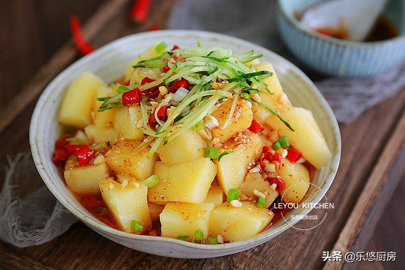 夏天凉粉新吃法,适合夏天吃的凉粉怎么做的