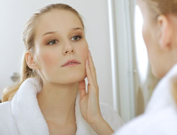 女人用什么抗衰老抗皱纹,怎么抗衰老去皱纹