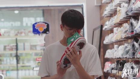 aj 1最好看配色男低帮 (aj1最新配色大全图片低帮)