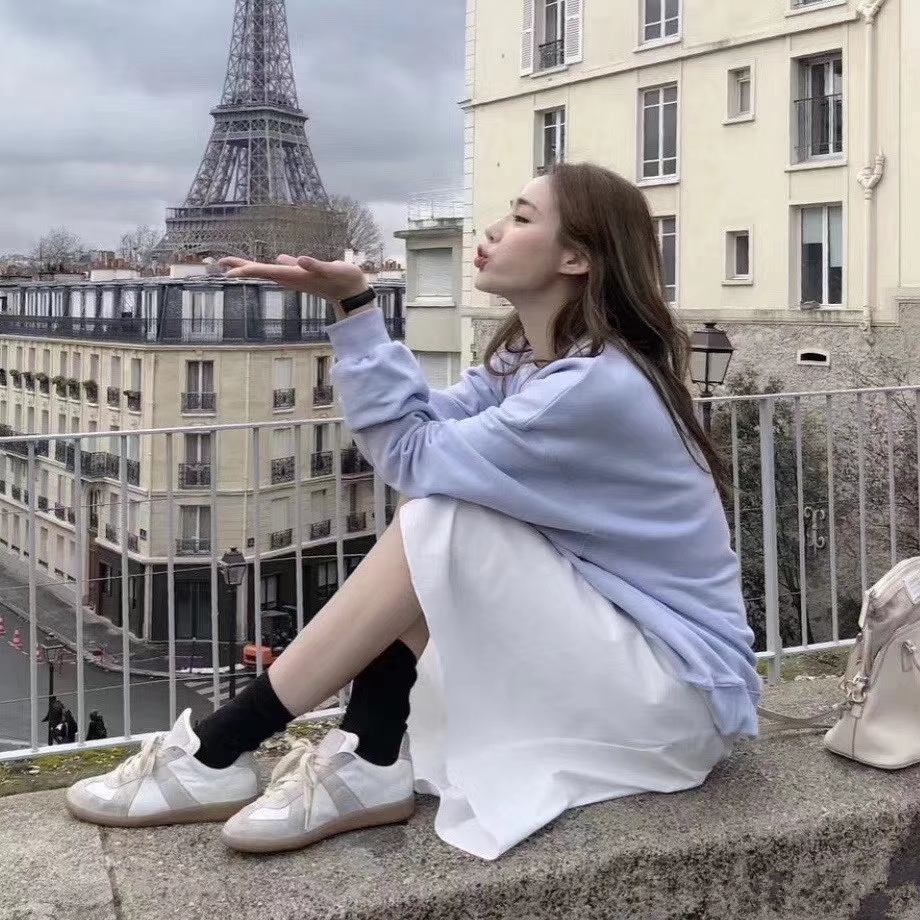 今年爆款的夏季鞋子,最近很火的爆款鞋子春秋款