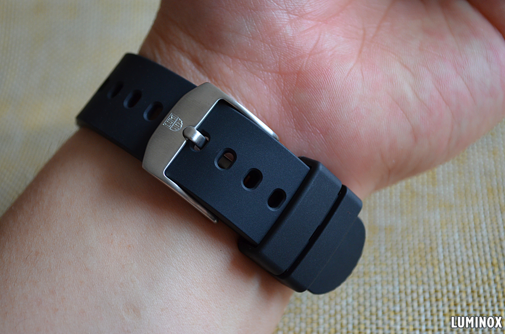 雷美诺时被广泛配发美国各大军警队伍以及各界专业户外活动团体中