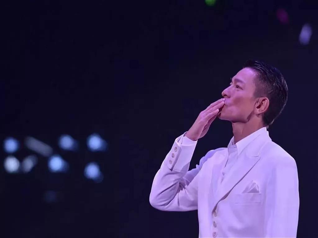 乡绅刘德华的「玻璃心」