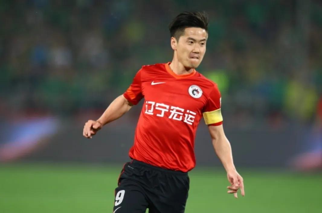 中国足球人物排名,中国足球运动员代表人物