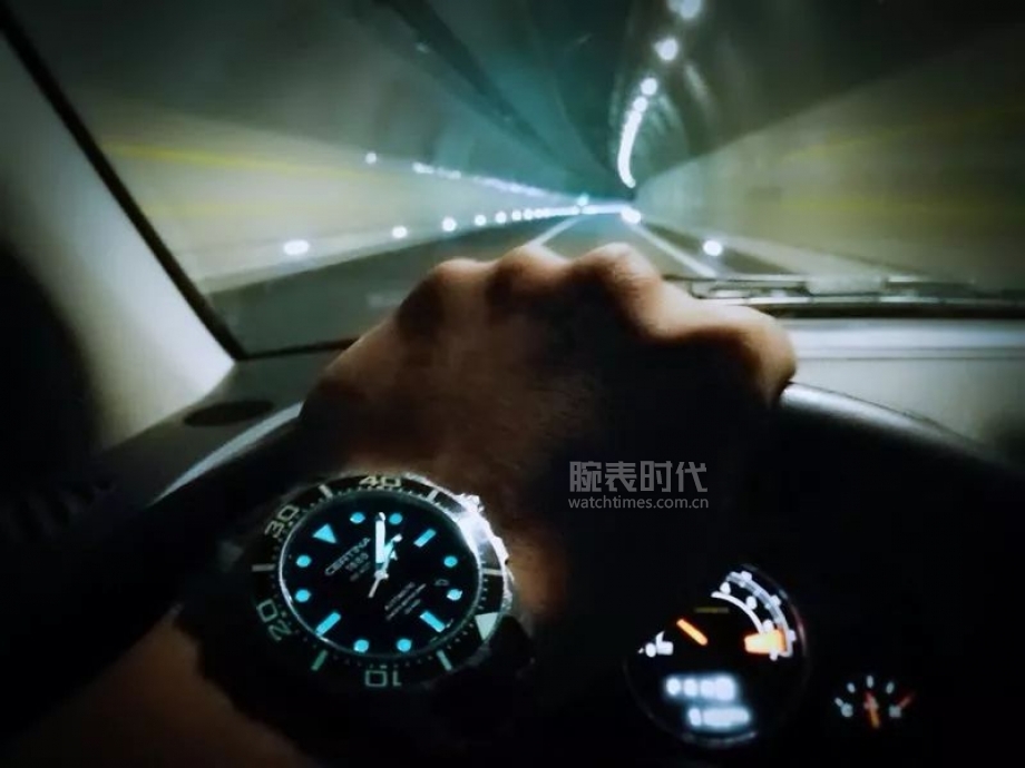 第一块表选日志还是水鬼,第一块表