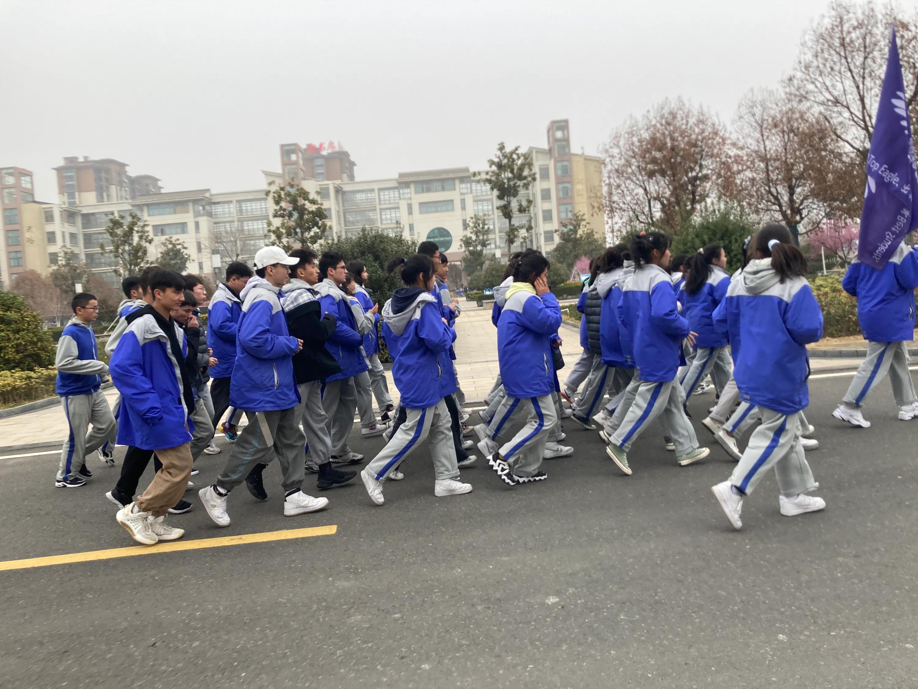 No.209,03-15 规范自身行为 养成良好习惯