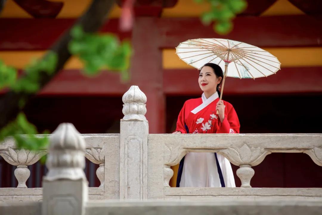 台儿庄适合1-2天短途旅游,趁着假期的闲暇去旅行