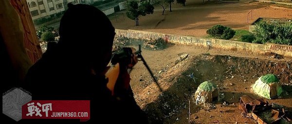 美国黑鹰战机坠落视频,解密经典黑鹰坠落