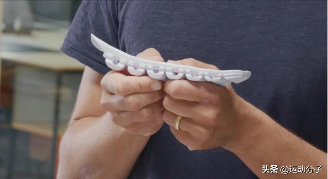 昂跑cloudwaterproof开箱,昂跑cloudventure评测