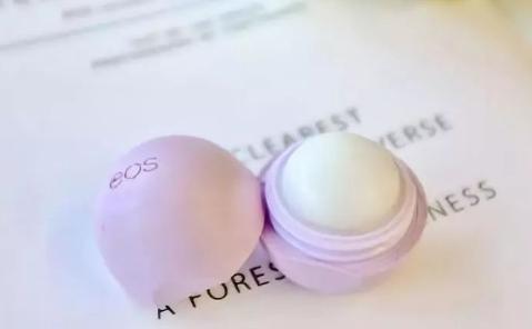 被抖音刷火的“化妆品”,club晚安粉太腻了,别再上VC水的当了