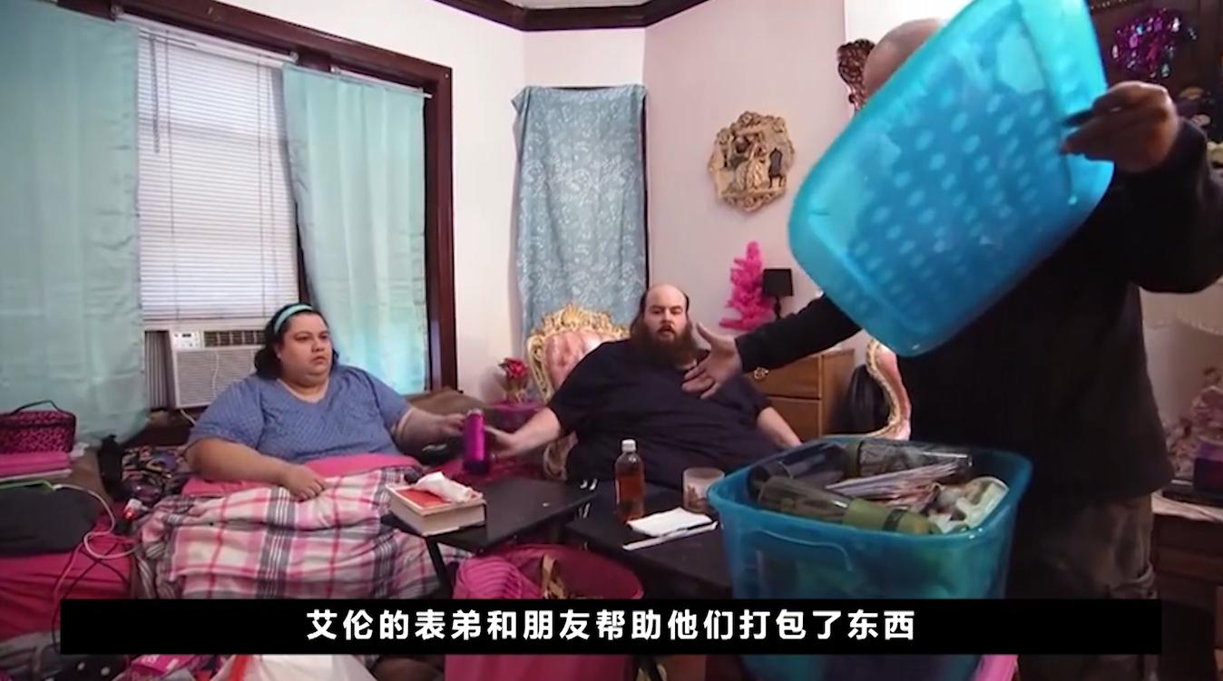 562斤妻子嫁给608斤丈夫，一天吃12顿，2年胖了180斤