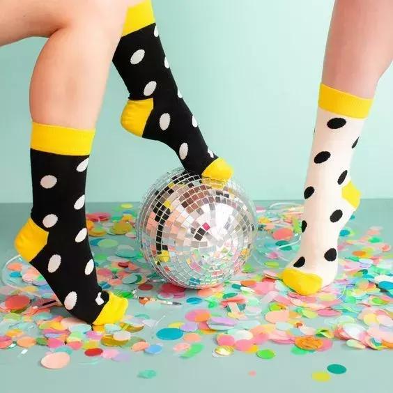 哪个品牌的袜子质量好性价比高,男士夏季袜子品牌排行榜前十名