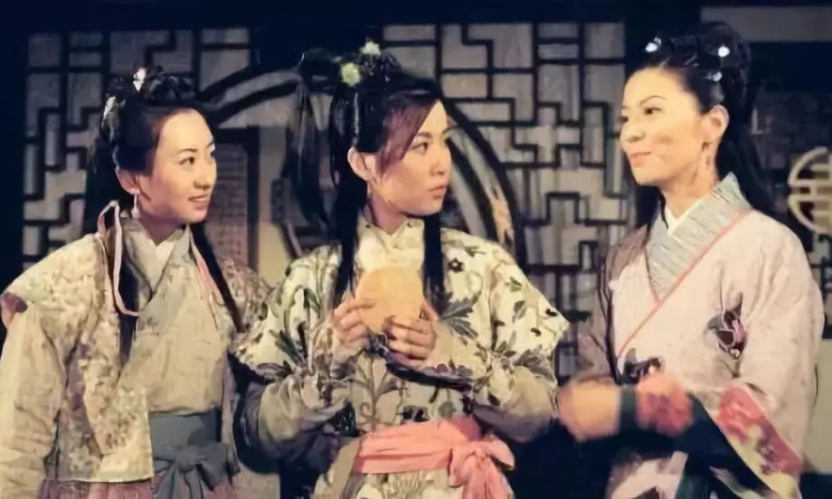 鉴证实录演员信息对比,鉴证实录第二部中谭慧欣的扮演者