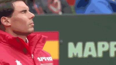 是谁把网球带入屎尿屁的R级境地？然而它是励志的