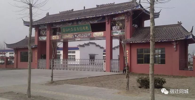 刘强东喜欢吃的龙嫂米线,刘强东试吃龙嫂米线