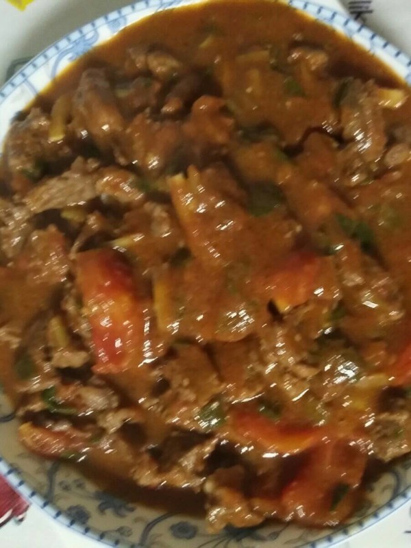 炖肉直接炖不焯水行吗,炖肉怎样不会柴