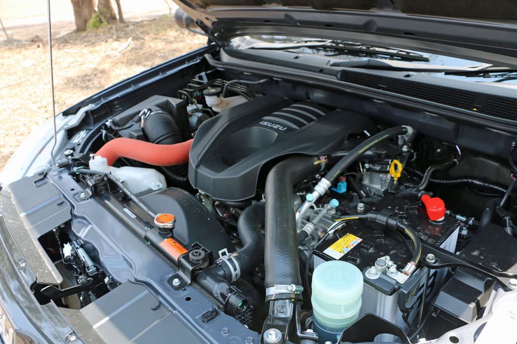 五十铃越野跑长途真实感受,五十铃越野汽车到底好不好