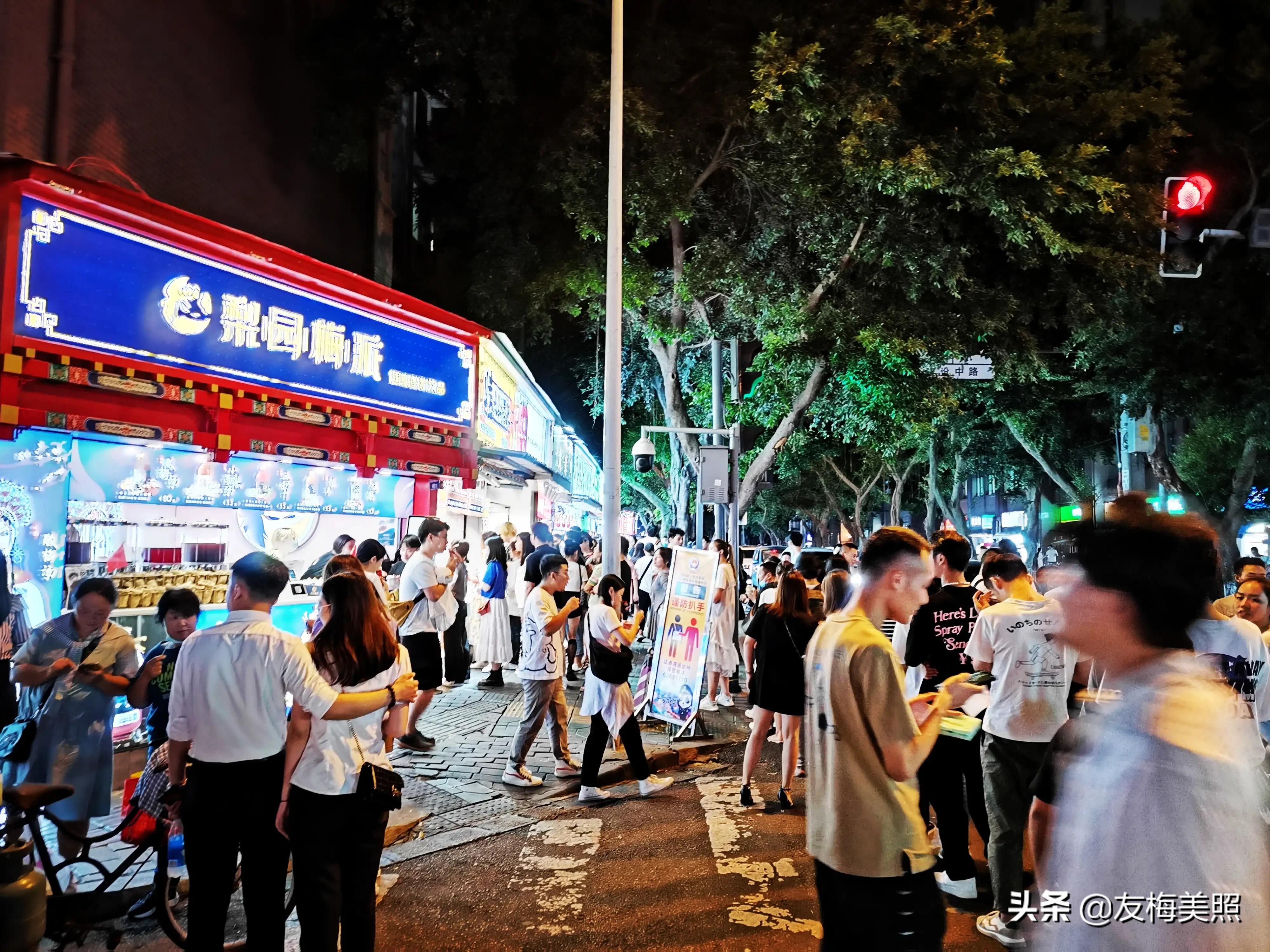 成都建设路附近有哪些好玩的地方,成都建设路小吃街最值得吃的小吃