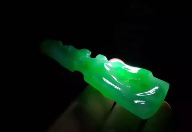 翡翠小秘诀,买翡翠必须要知道的小技巧