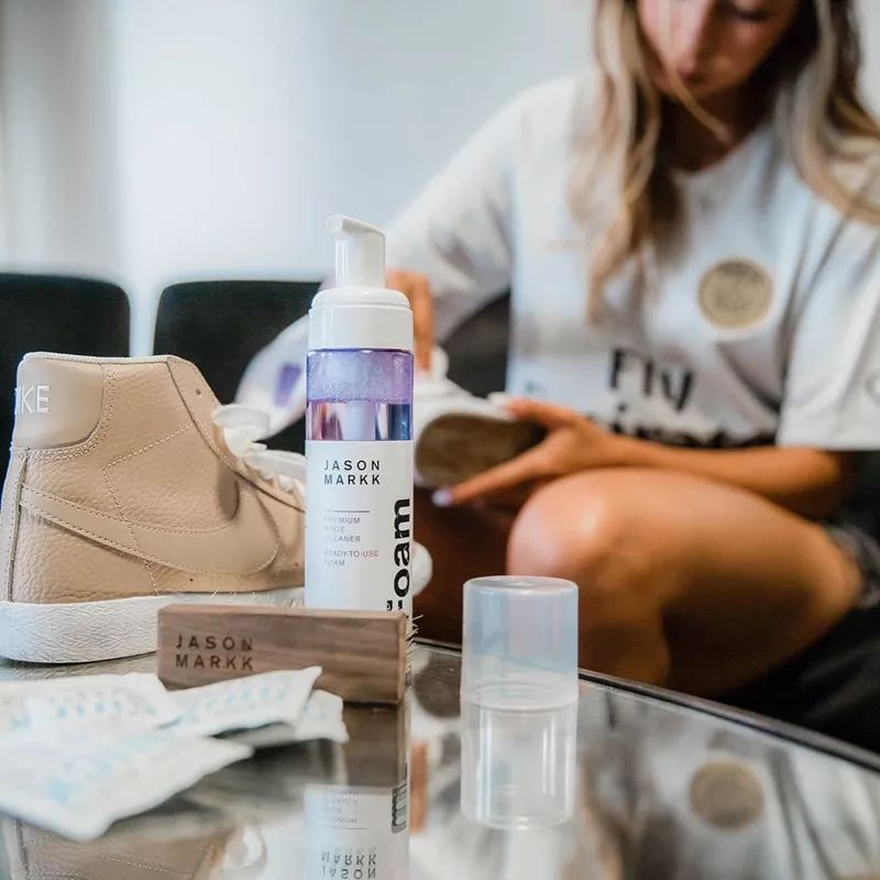 球鞋表面脏了怎么清理,球鞋脏了怎么修复