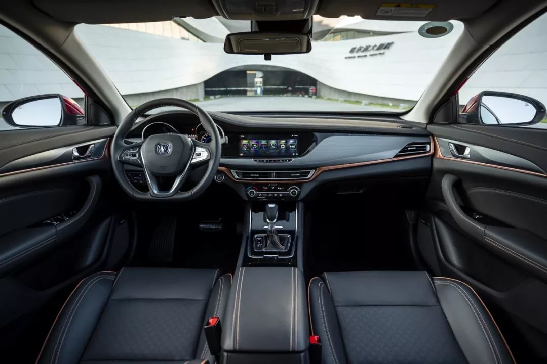 长安第二代逸动xt黑色,2015款长安逸动xt国五和国四区分