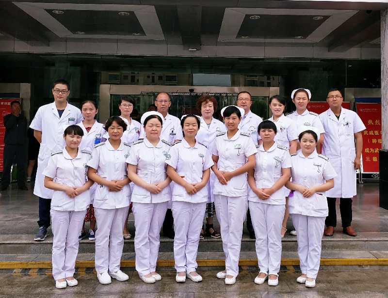 现代科技治疗更年期综合征,妇女更年期中西医治疗