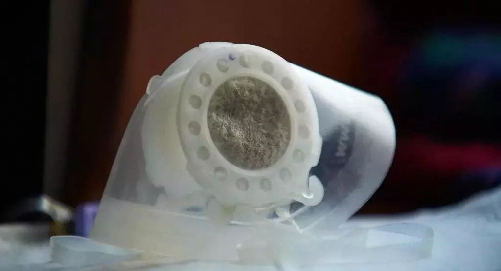 咽炎、干咳救命药！澳洲人的“肺部清道夫”！每天1片，堪比万元洗肺！再也不怕雾霾二手烟了