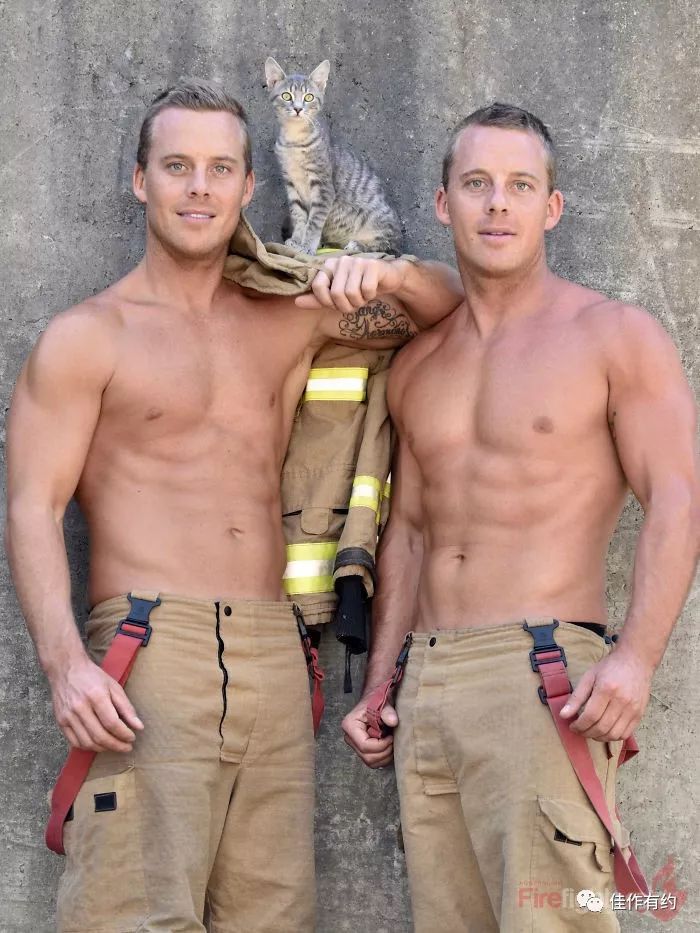 澳洲消防队帅哥大秀肌肉照,澳洲消防员帅哥