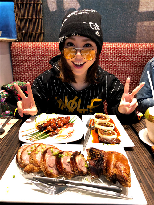 邓紫棋唱歌被p成撸串,邓紫棋恶搞撸串