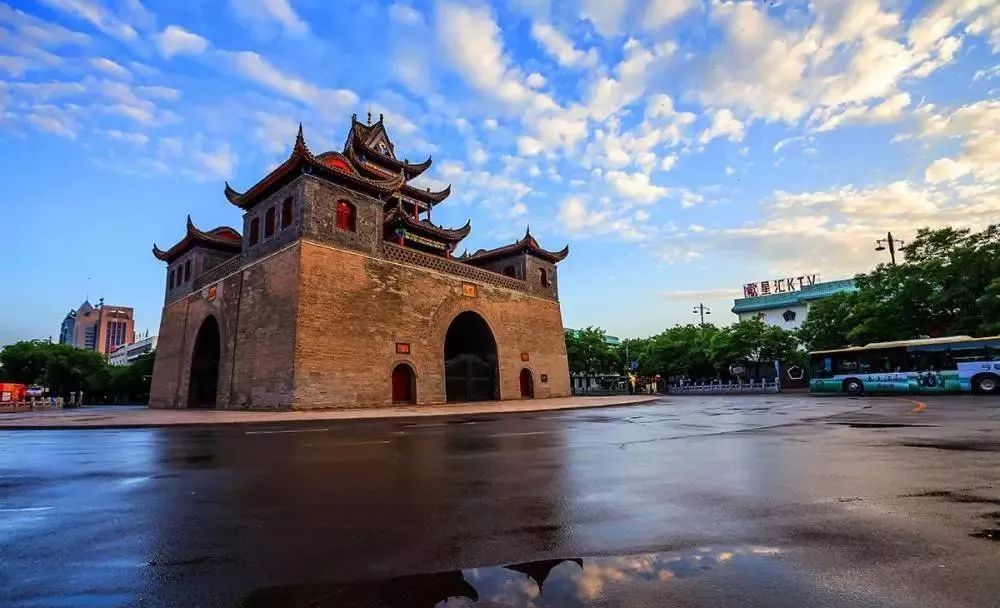 1折起售6月特价机票,低价机票预订大连