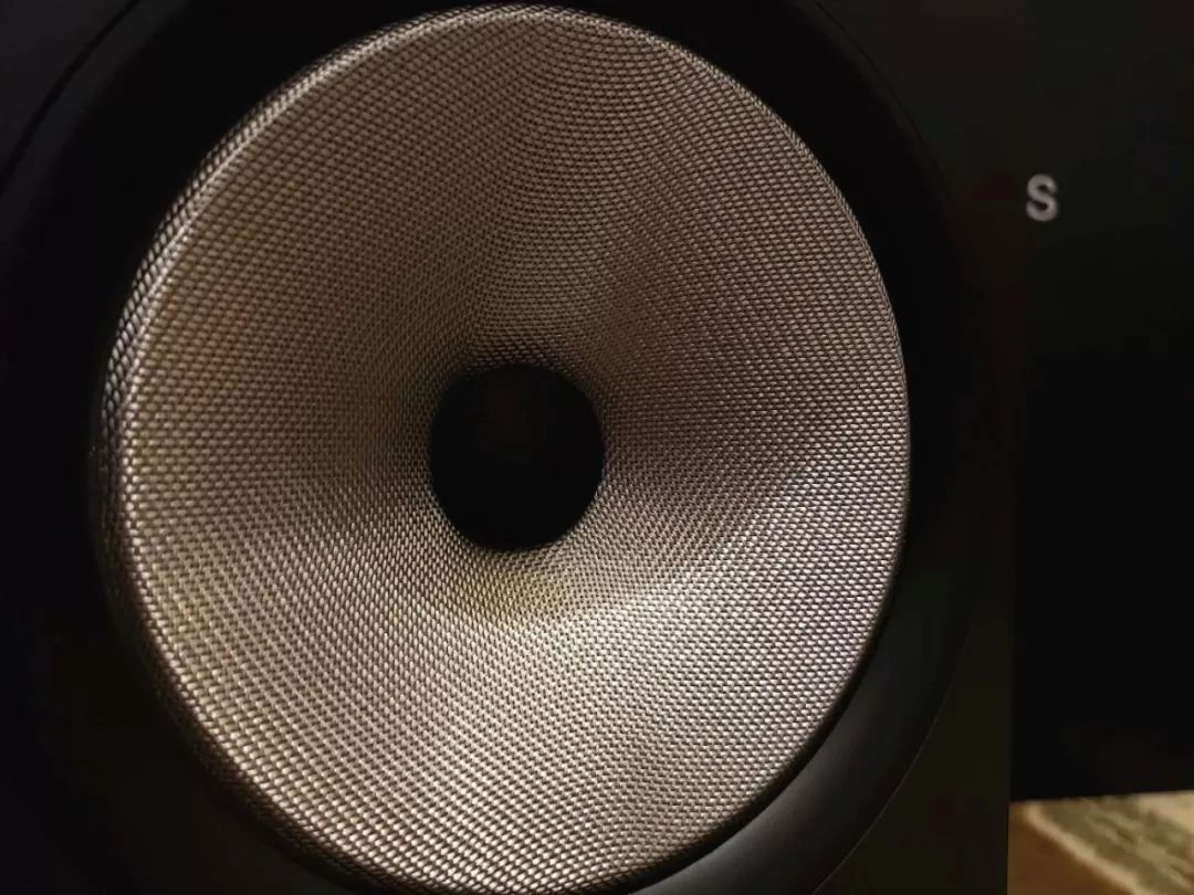 bowerswilkins耳机,宝华韦健formationduo评测