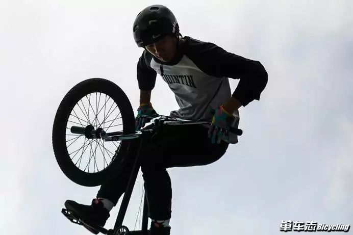 让心脏噗通噗通2018中国BMX自由式联赛~大家一起翻转吧