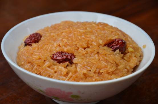 大理八大碗鱼做法,大理好吃的八大碗