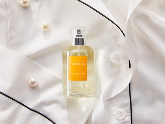 桂花味道的香水最好的,桂花味浓一点的香水