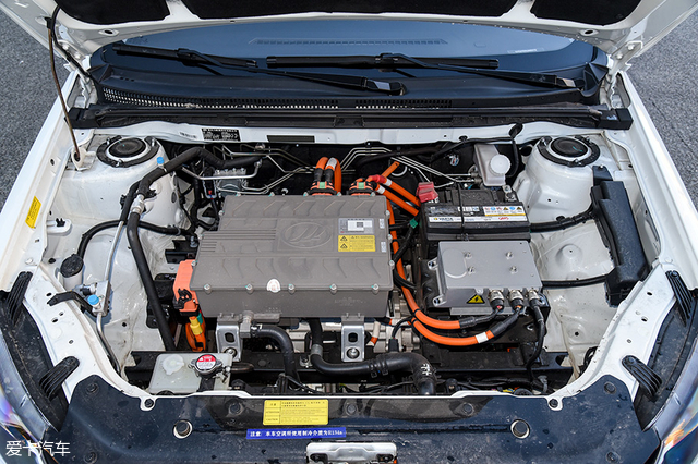 高性价比的实用之选爱卡评测力帆650EV