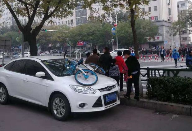 秦皇岛民用直升机坠毁事件,河北秦皇岛一小型直升机坠毁起火