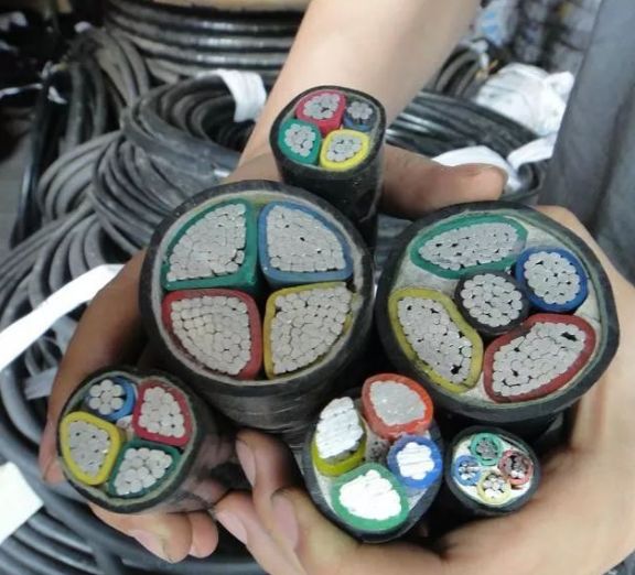 家装电线全用2.5平方线可以吗,家装电线用1.5还是2.5平方