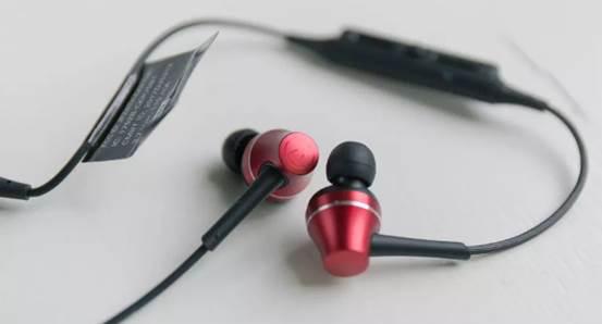 运动耳机推荐性价比排行榜最新款,无线耳机与运动耳机