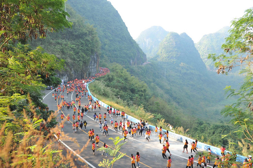 马拉松中国东盟马拉松开跑,中国东盟马拉松马山站