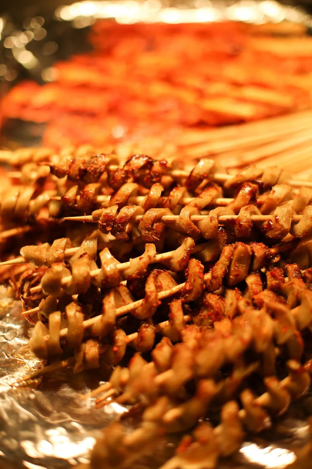 福利‖带上你的plus胃，郑州这家海鲜自助餐厅鲍鱼螃蟹吃到醉！